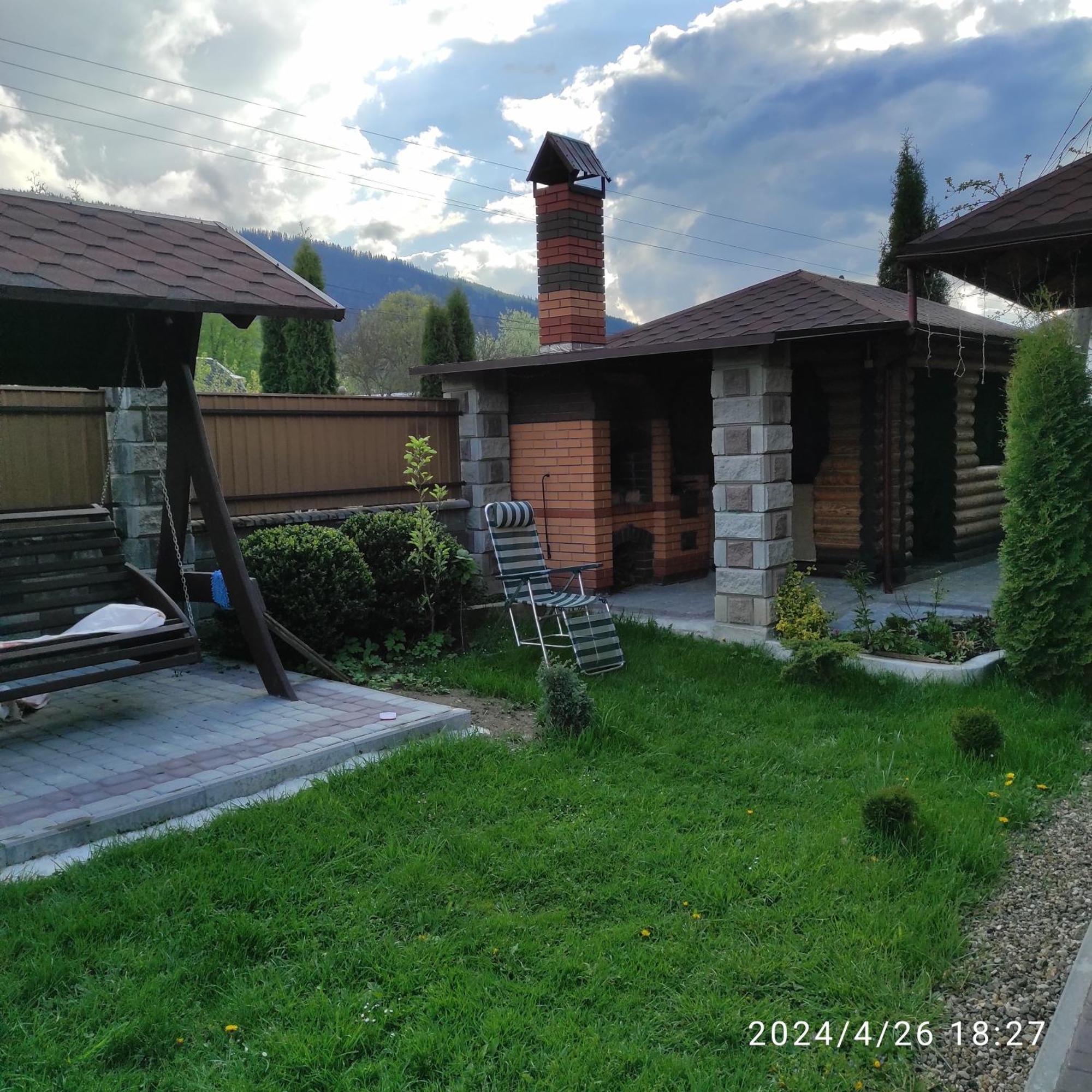 Villa Zatushok Pid Goroyu Werchowyna Exterior foto